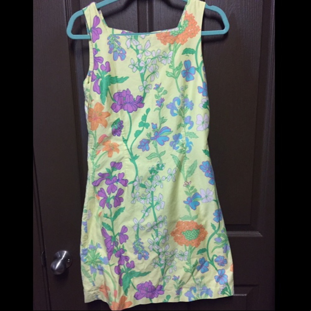 Lilly Pulitzer yellow floral vintage shift dress